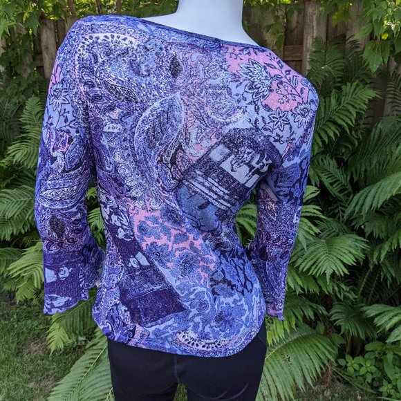 Floral top with novelty sleeve - Clearice Paris - Picture 3 of 3